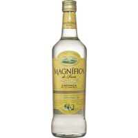 Magnífica de Faria Traditional Ipê Cachaça de Alambique
