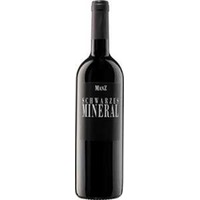 Manz Schwarzes Mineral