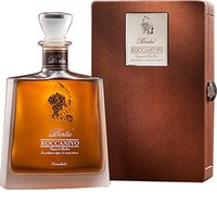 Roccanivo Grappa in der Holzkiste