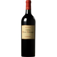 Château Petit Village A.O.C. - - Bordeaux, Frankreich