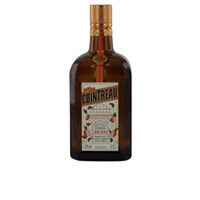 Cointreau Orangenlikör Saint Barthelemy d Anjou Frankreich