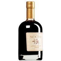 "Nocino" Liquore infuso malli di noce