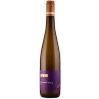 Wintersheim Riesling trocken Lisa Bunn