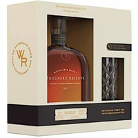 Woodford Reserve Distillers Select Whiskey mit Tumbler