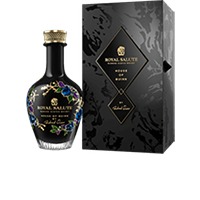 Royal Salute : House of Quinn par Richard Quinn