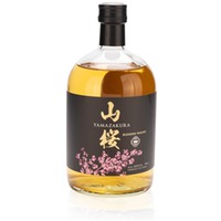 Yamazakura Blended Whisky in Geschenkverpackung