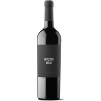 Mucho Más Vino Tinto de Félix Solís