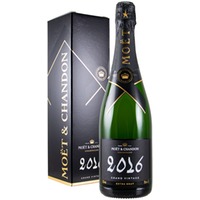 Moët Chandon Grand Vintage mit Geschenkverpackung