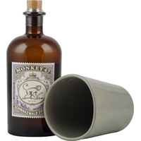 (65,80€/1l) Monkey 47 Schwarzwald Dry Gin 0,5 Liter 47 % Vol. + Monkey 47 The Becher