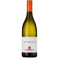 Laurenz und Sophie Singing Grüner Veltliner