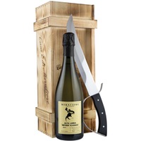 Casa E. di Mirafiore Diavoletto Alta Langa DOCG 0,75 ℓ, Holzkiste und Säbel