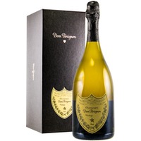 Dom Perignon Vintage in Geschenkverpackung