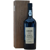Porto Cruz Vintage Port in OHK